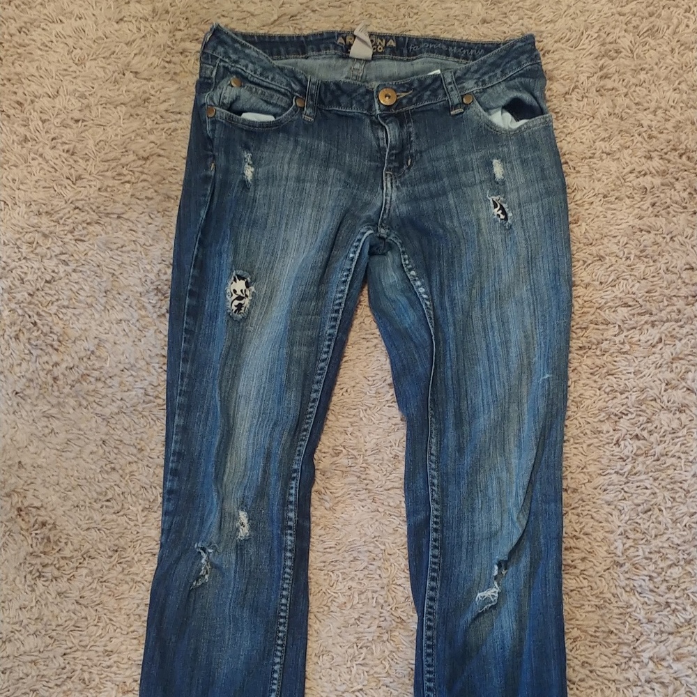 Arizona ripped jeans